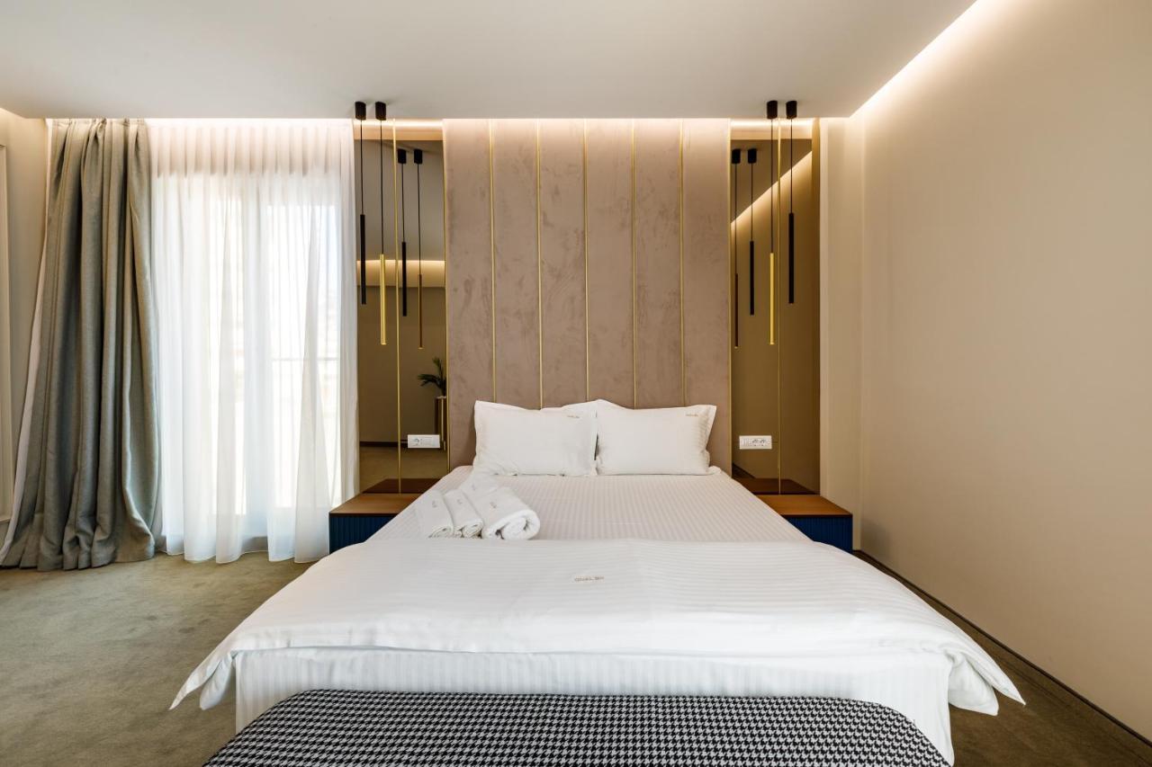 Queen Room,1299085342:JPEG